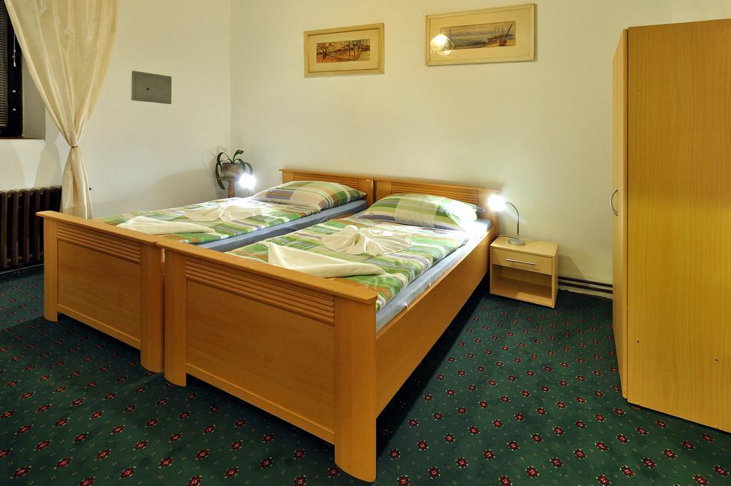 Hotel Kovarna Decin Dış mekan fotoğraf