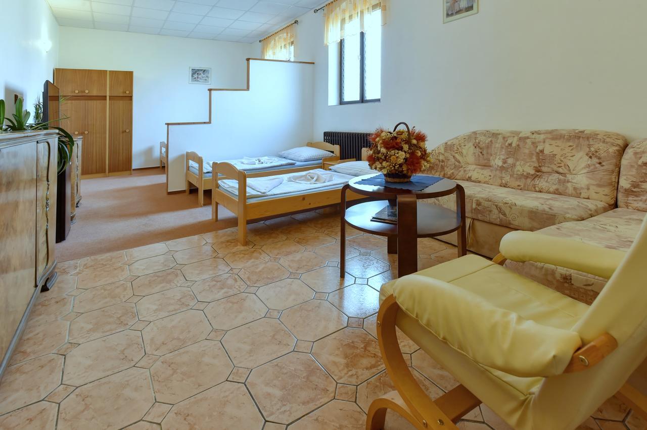 Hotel Kovarna Decin Dış mekan fotoğraf